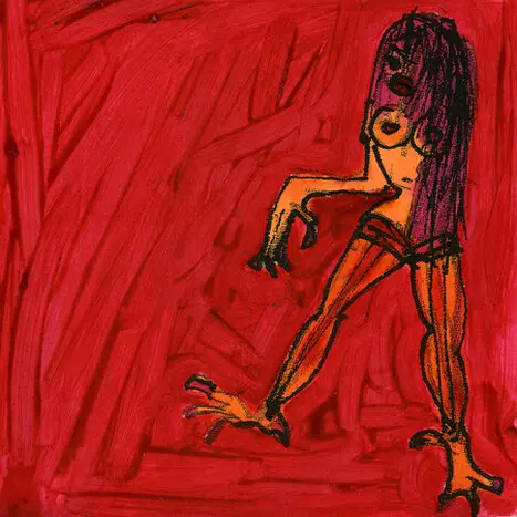 Kerzenlicht auf alten Büchern in nebliger Atmosphäre